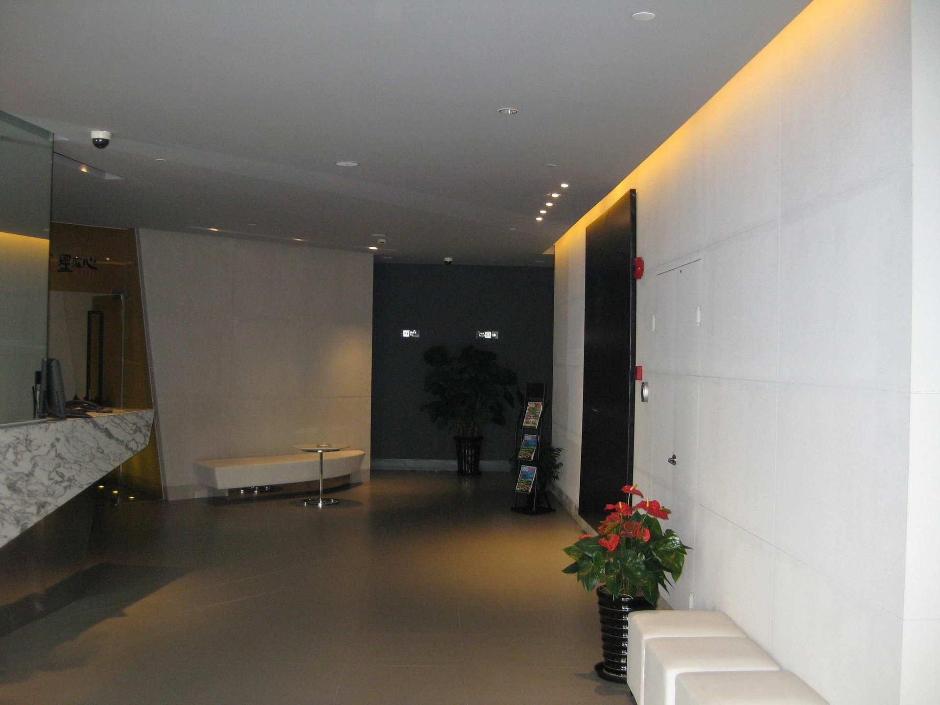 จินเจียง อินน์ ถนนเฉาอัน (Jinjiang Inn Caoan Road)0