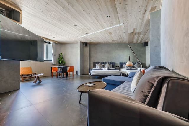 Four-Bedroom Holiday Home