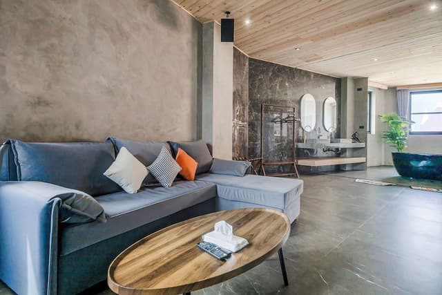 Four-Bedroom Holiday Home