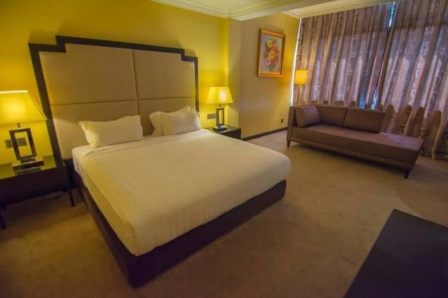 Premier Room, 1 King Bed