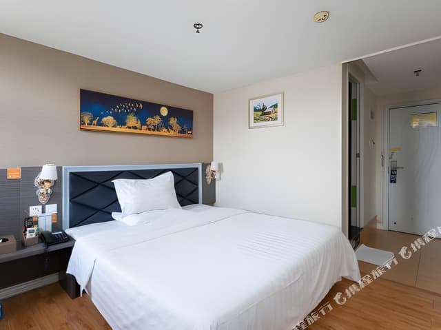 Business Room (2 beds)