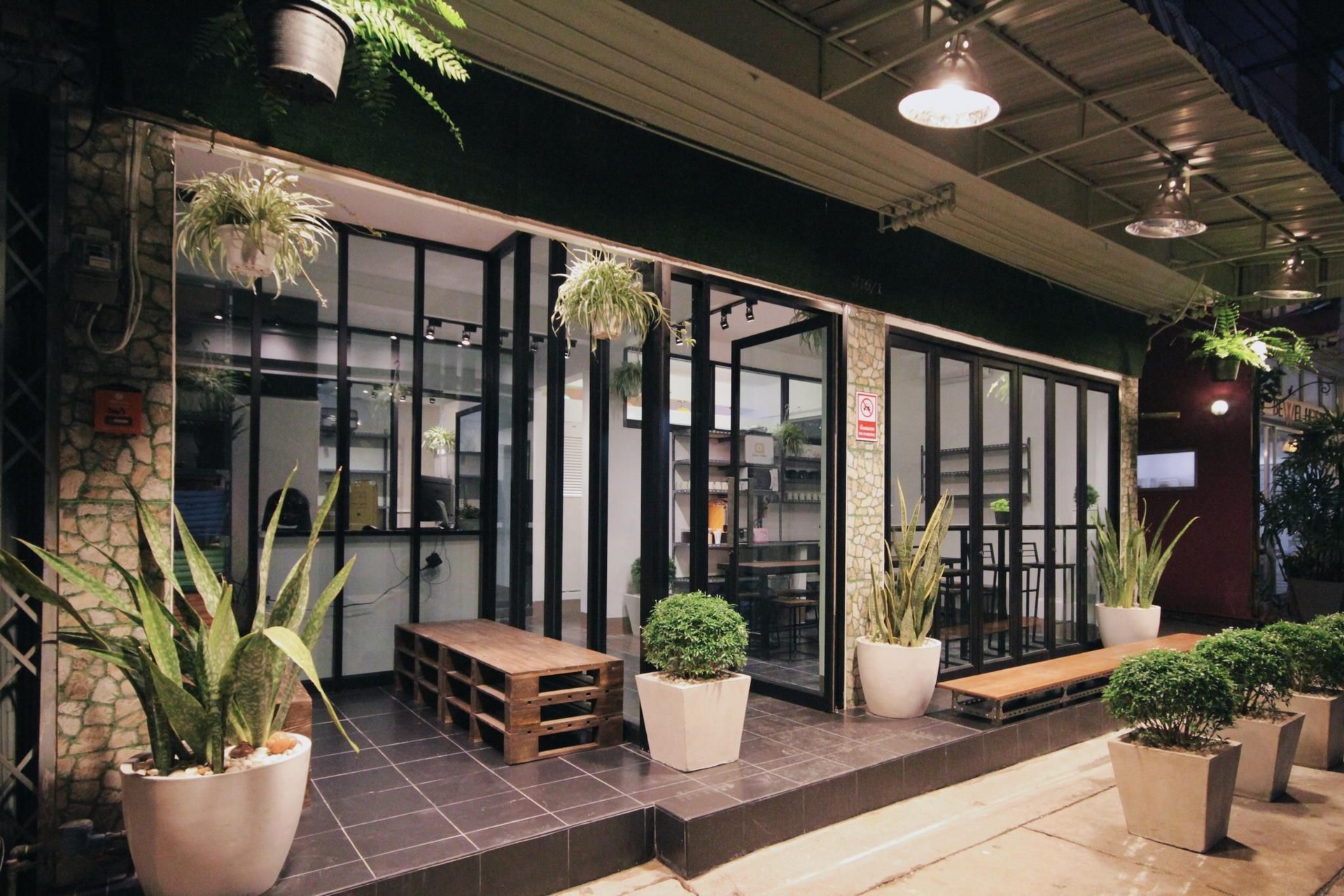 มินท์ โฮสเทล (Mint Hostel)0