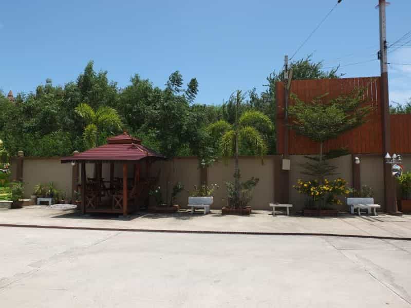 Ekaluk Place and Resort Ekaluk Place and Resort