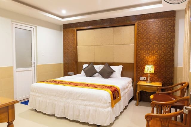 Deluxe Room, City View