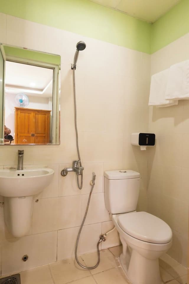 Deluxe Room, City View