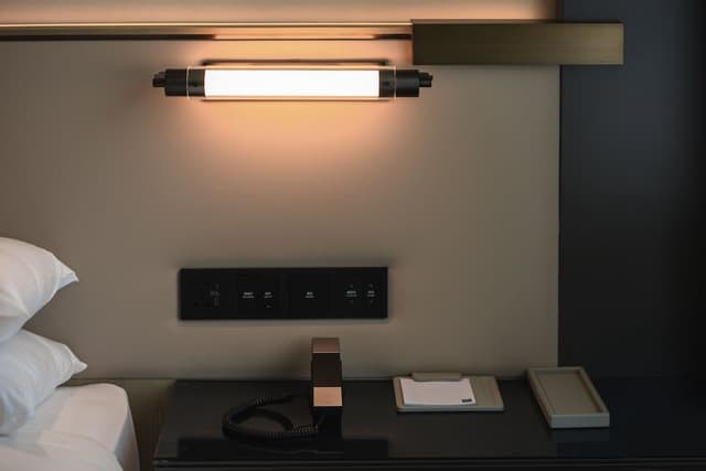 Basic Suite, 1 King Bed, City View