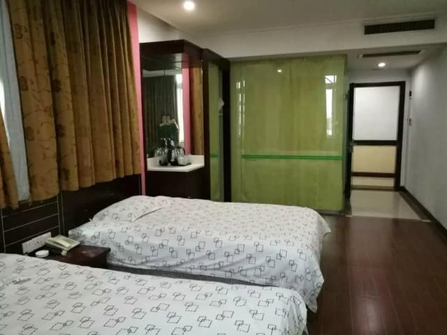 Standard Twin Bed