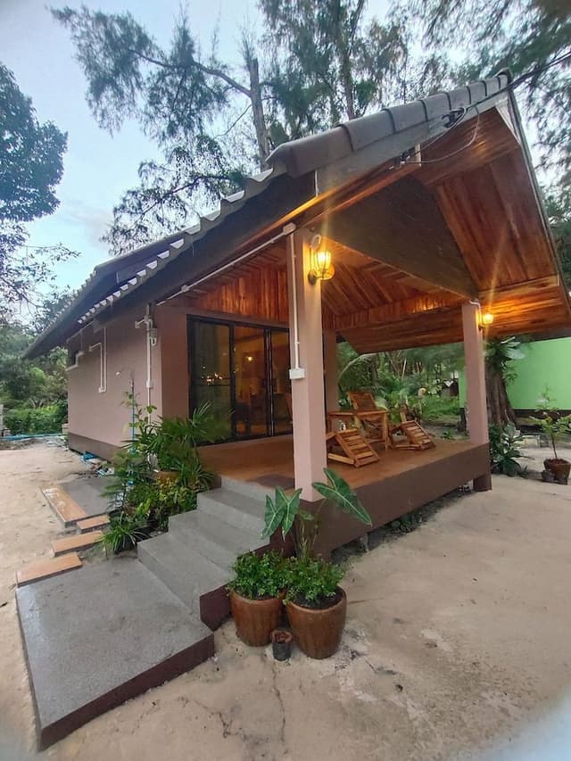 Comfort Triple Room, Refrigerator, Garden Area