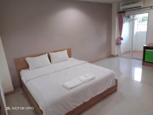 Standard Double Bed