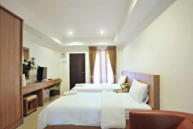 Deluxe Twin Room