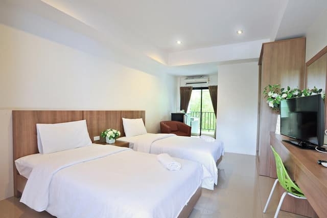 Deluxe Twin Room