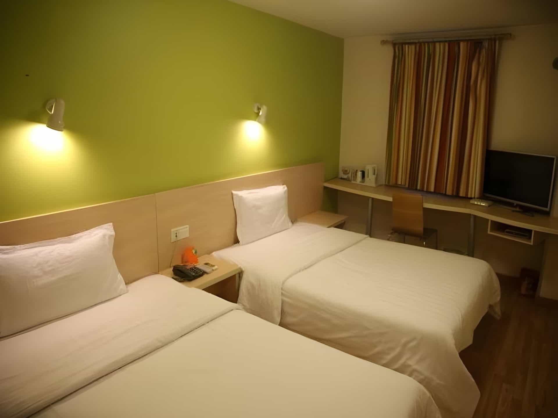 7 Days Inn Xiamen Jinshang Caitang Metro Station 7 Days Inn Xiamen Jinshang Caitang Metro Station