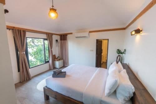 Standard Sea View Bungalow
