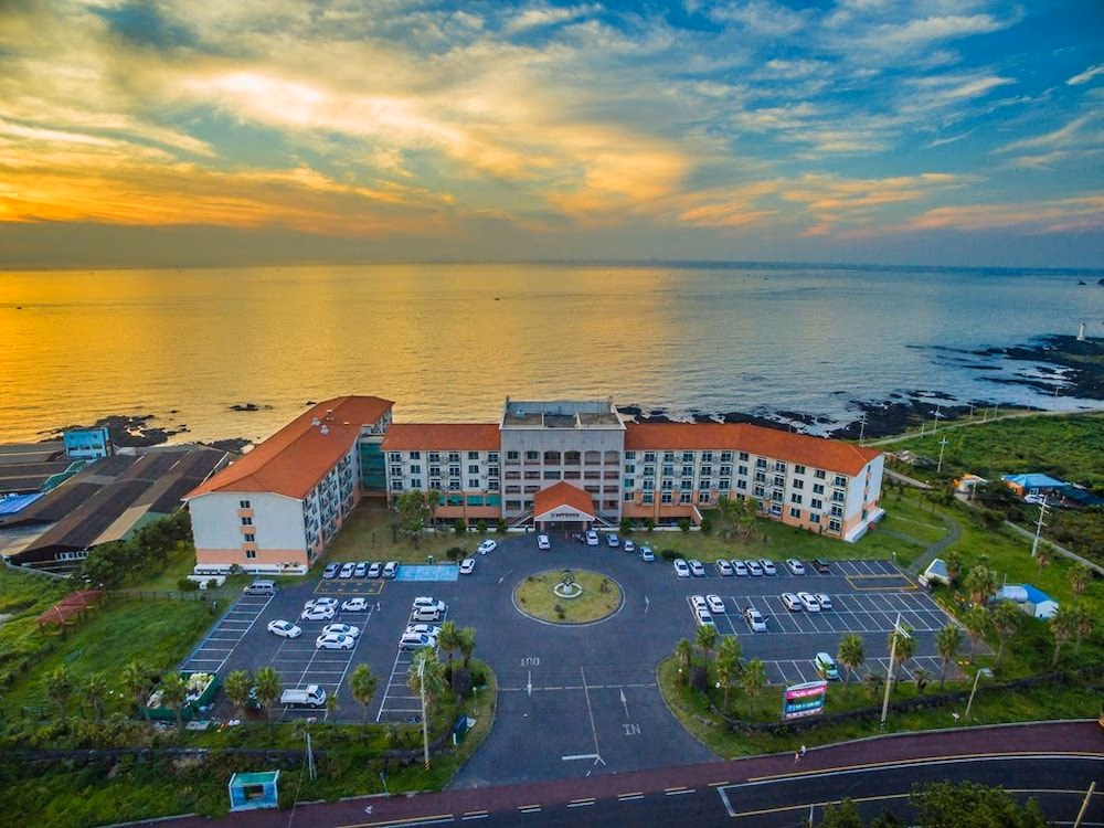 Il Sung Jeju Beach Resort4