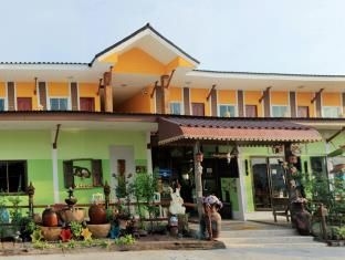 Baan Suanjit Resort3