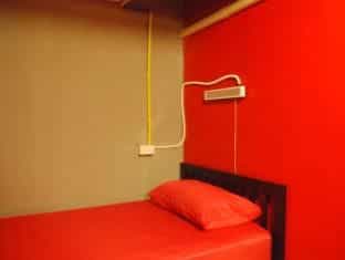 Let it Bee Econo Hostel Let it Bee Econo Hostel