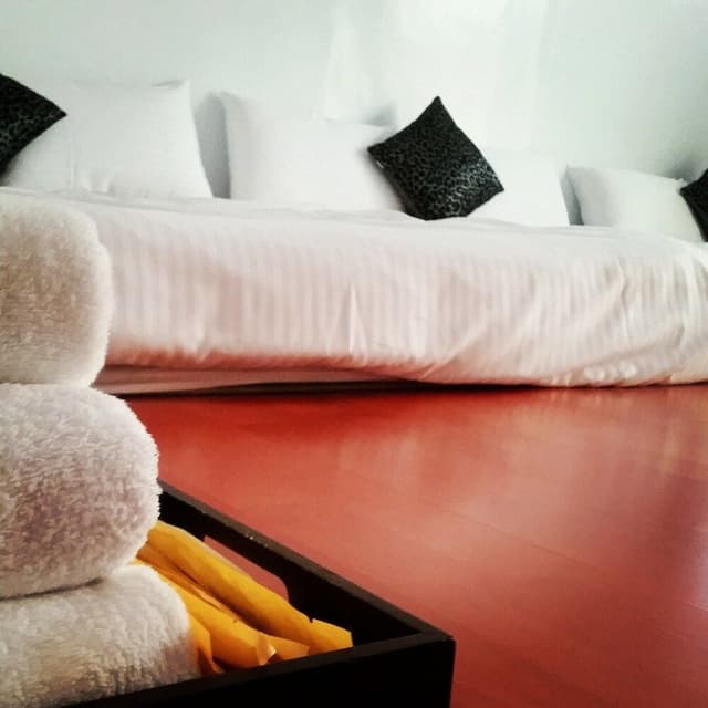 Comfort Room, Multiple Beds