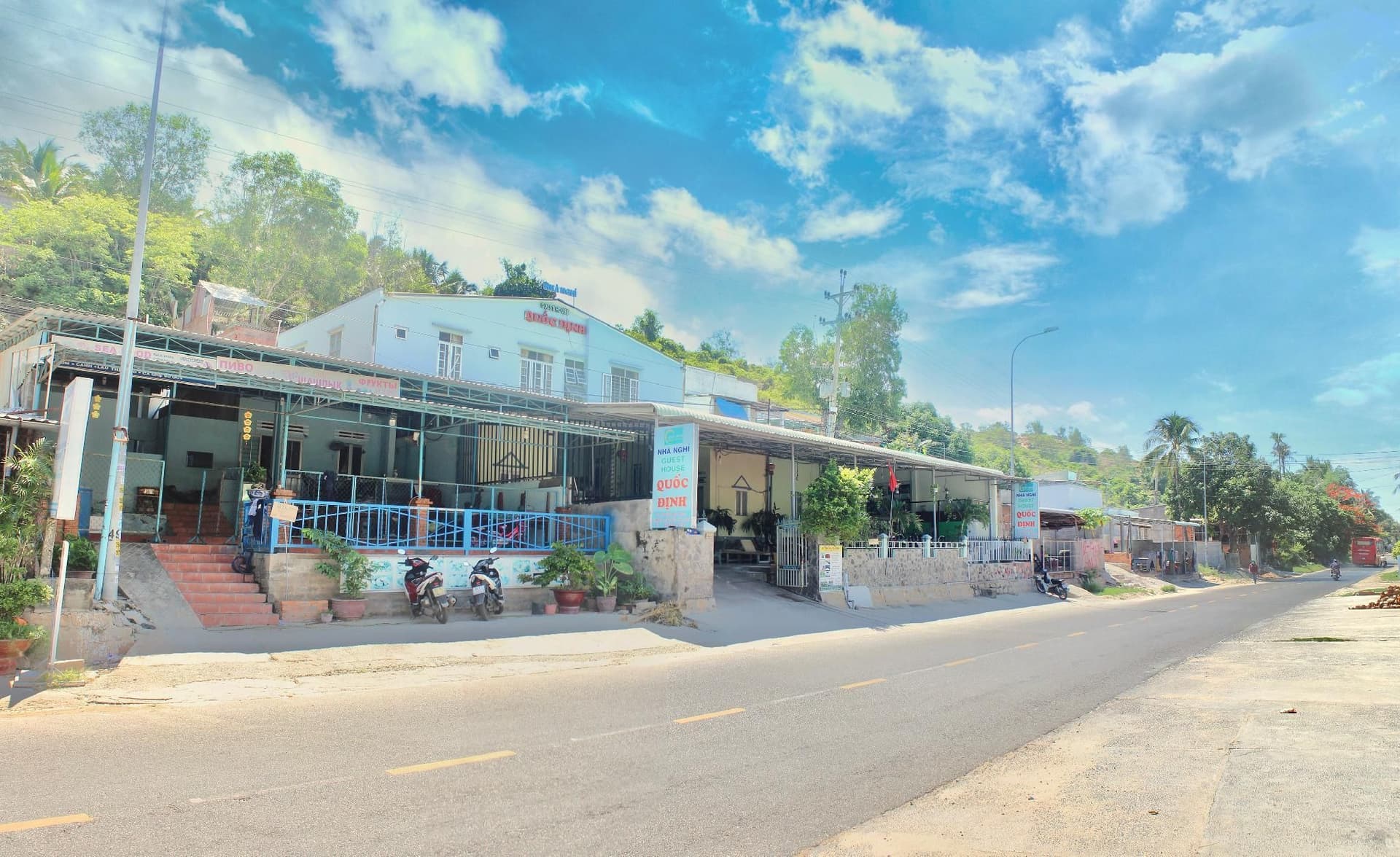 Quoc Dinh Guesthouse Quoc Dinh Guesthouse
