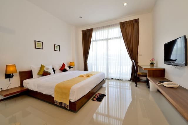 Standard High Floor, 1 King Bed, Non Smoking