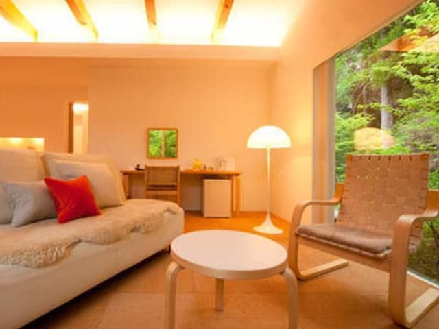 Private Cabin -Twin with Outbath -