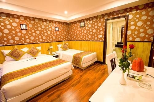 โกลเด้น เรน 2 โฮเต็ล (Golden Rain 2 Hotel)3