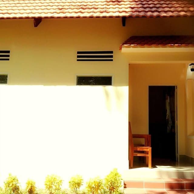Quad Bungalow Pool View