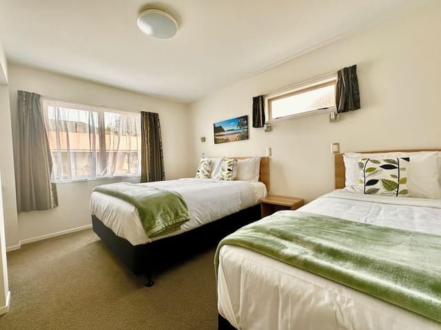 Suite, 2 Bedrooms, Jetted Tub