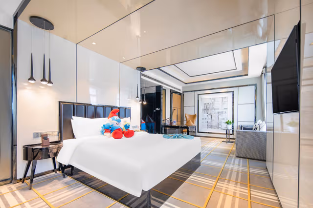 Deluxe Suite