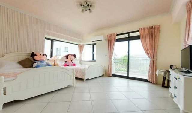 Deluxe Quadruple Room, 2 Double Beds, Non Smoking, Courtyard View
