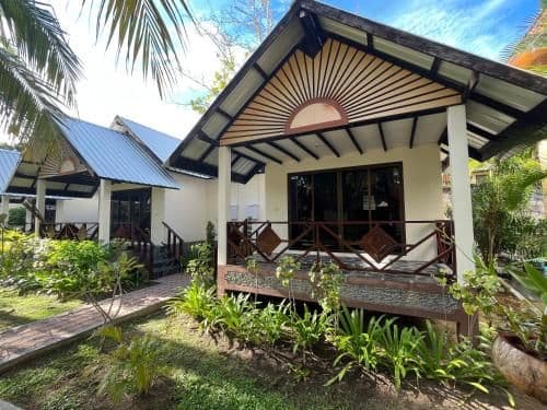 Deluxe Garden View Bungalow