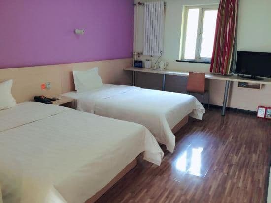 Economy Room