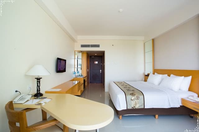 Deluxe Room, 1 King Bed