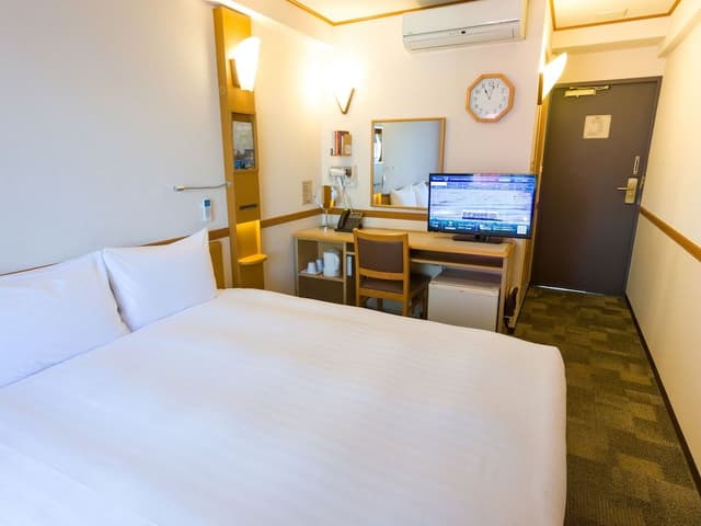 Standard Double Room, Smoking