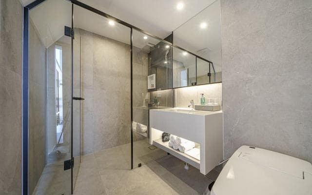 402 - Maisonette B