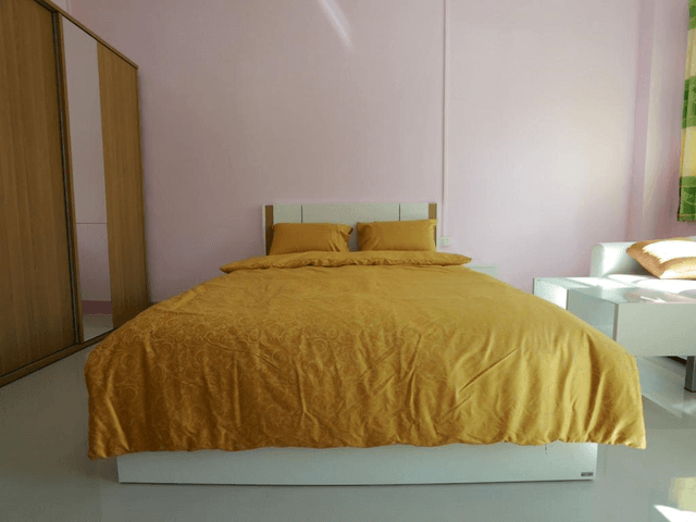 Standard Double Bed