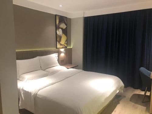 WH - Shuxiang Bed Room