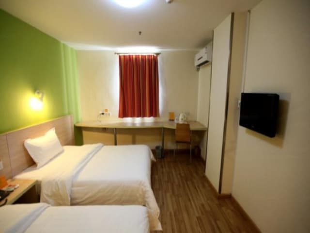 7 Days - Zizhu Twin Room