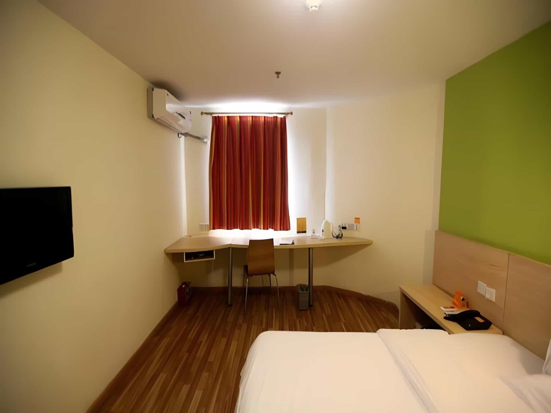 7 Days Inn Nanchang Bayi Square Zhongshan Road Wanshou Palace 7 Days Inn Nanchang Bayi Square Zhongshan Road Wanshou Palace