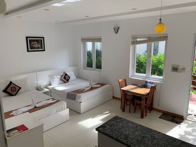 Deluxe Single Room, Balcony, Garden View