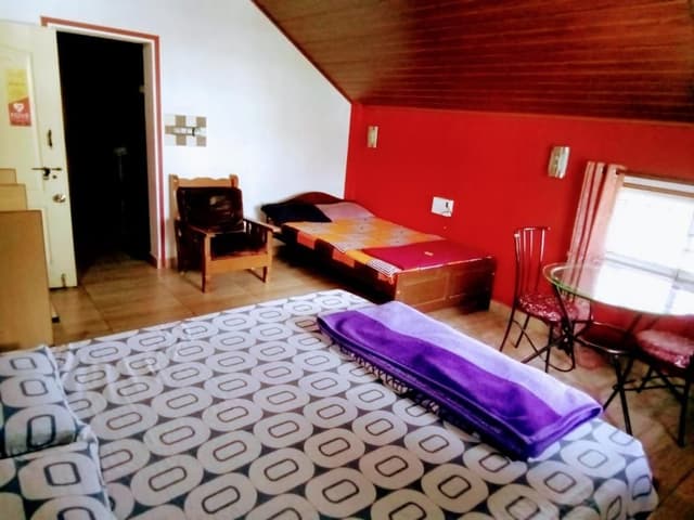 Deluxe CoupleStay With Balcony WiFi 2nd Floor NO TV