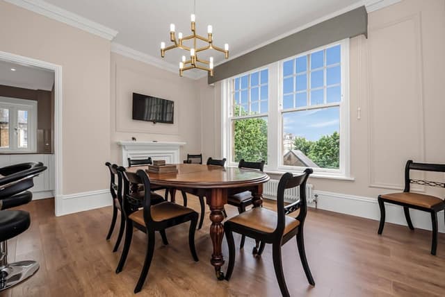 Apartment, 3 Bedrooms, 3 Bathrooms