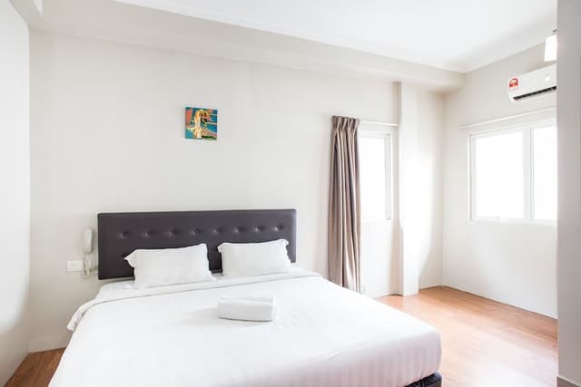 Deluxe Room, 1 King Bed