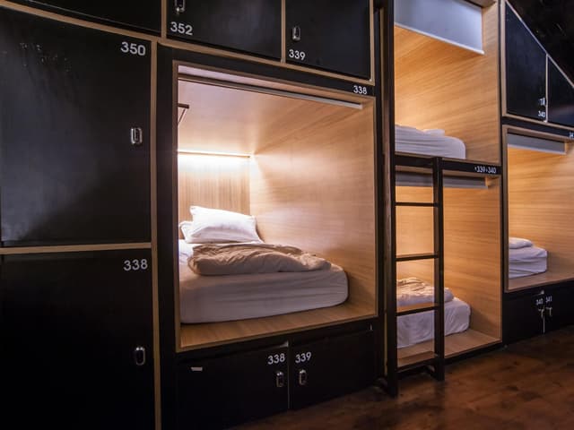 Mixed Dormitory - Male And Female Shared Room