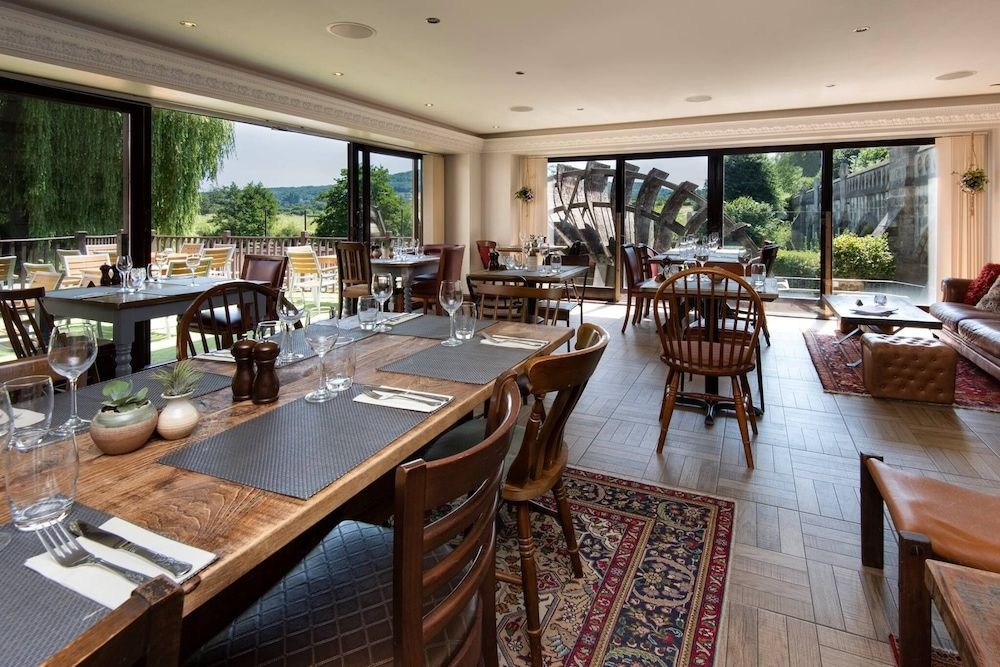 The Old Mill Hotel & Lodge4