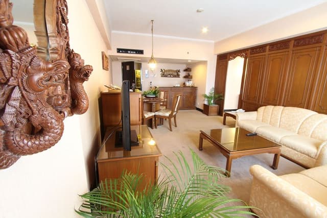 Superior Suite
