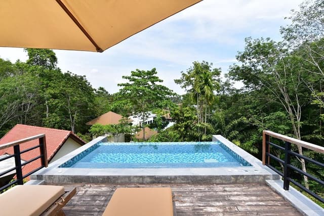 Private Horizon Pool Villa