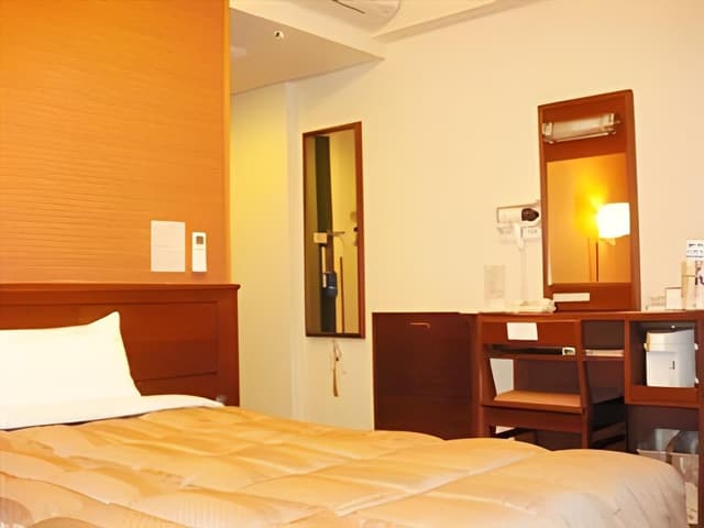 Single Room - Non-Smoking