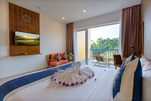 Deluxe King Room