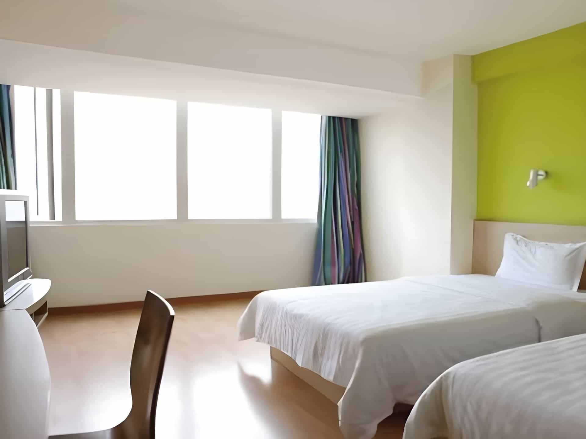 7 Days Inn Zhenjiang Wanda Dashikou Suning Plaza 7 Days Inn Zhenjiang Wanda Dashikou Suning Plaza