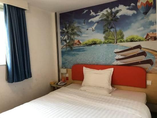 Economy Room